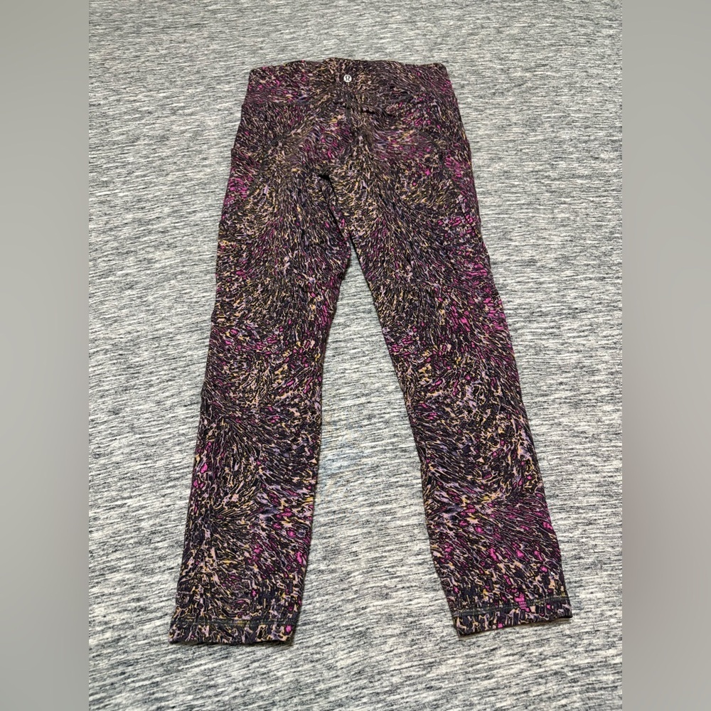 Lululemon Speed Up Tights 25” Size 8